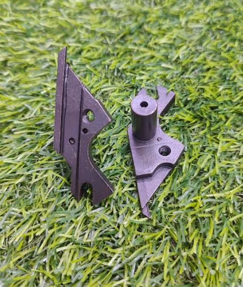 LOWER KNIFE HOLDER