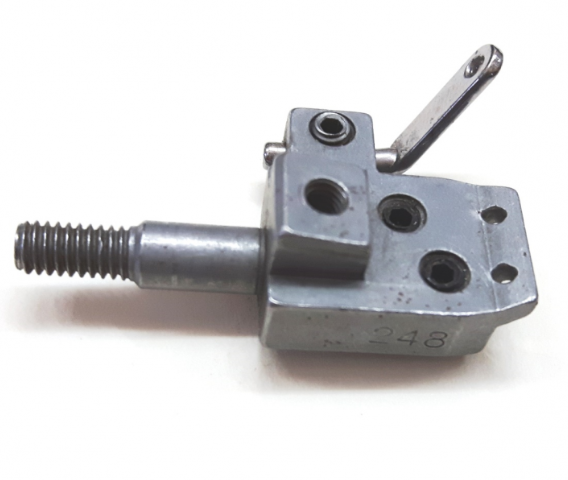 NEEDLE CLAM-4.8MM