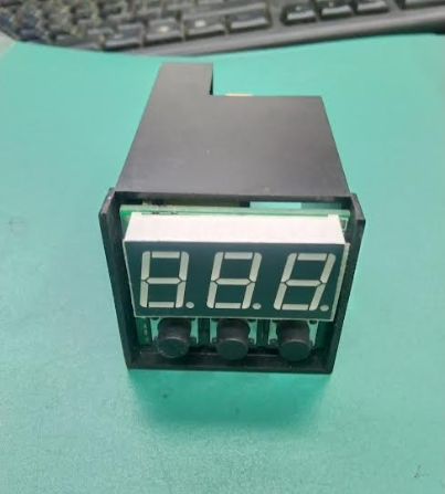 LAYER COUNTER