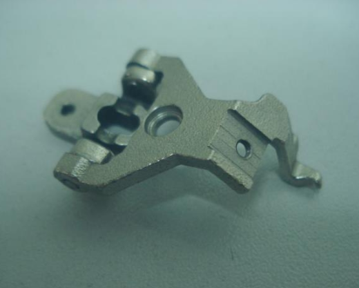 LOWER THREAD PRESSER