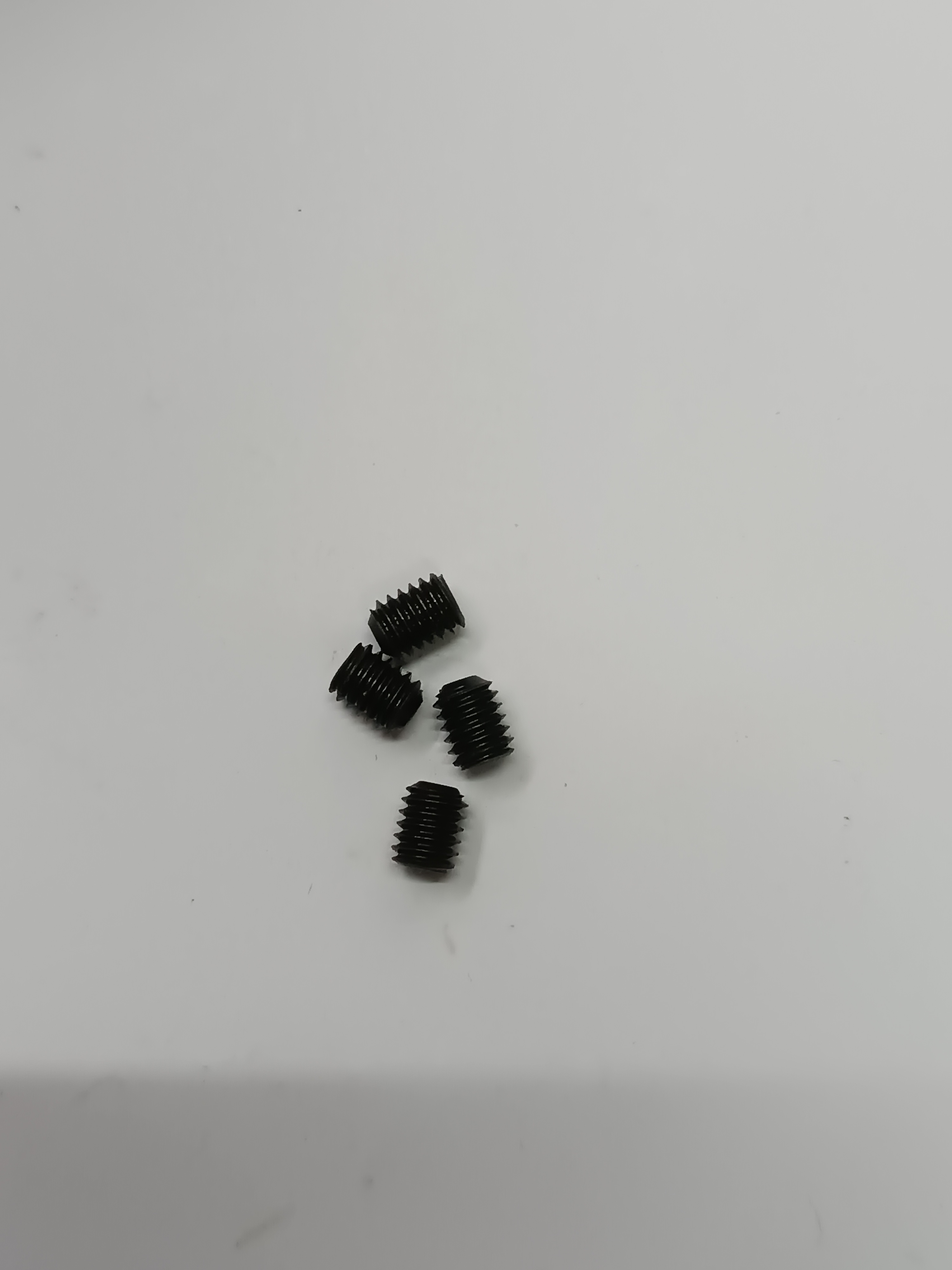 W200 LOOPER HOLDER SCREW