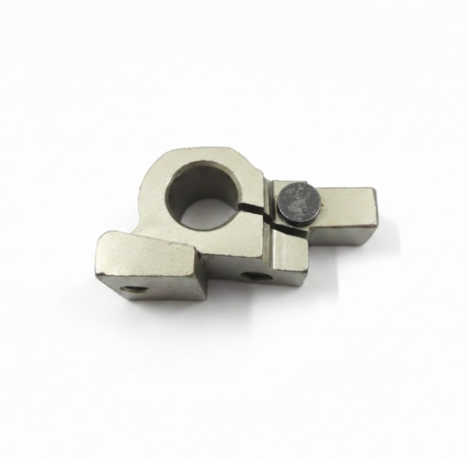 PRESSER BAR GUIDE BRACKET